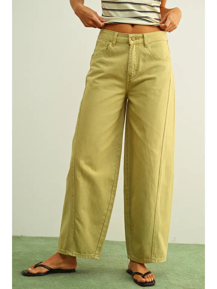 Chelsy Wide Leg Pant in Wasabi