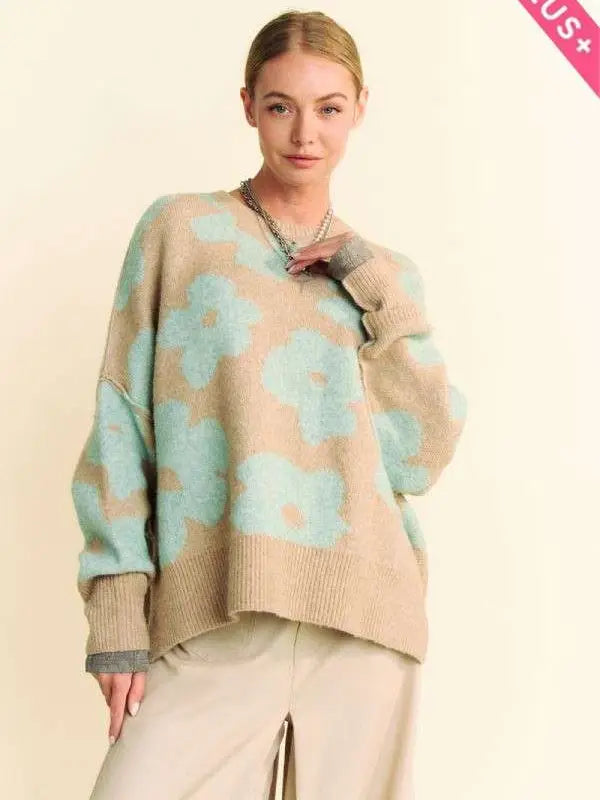 Daisy Floral Sweater - Curvy