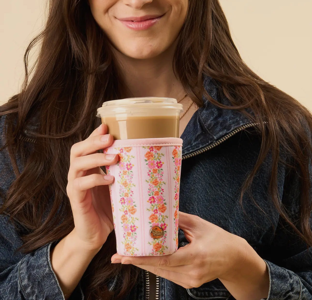 The Darling Effect Drink Sleeve in Petal Parade Pink