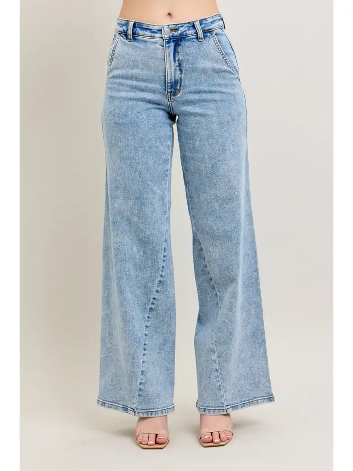 Jordyn Wide Fit Jeans