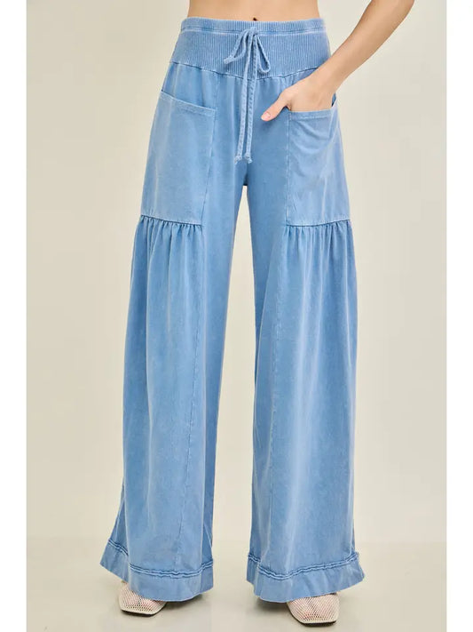 Delaney Wide Leg Pants in Blue