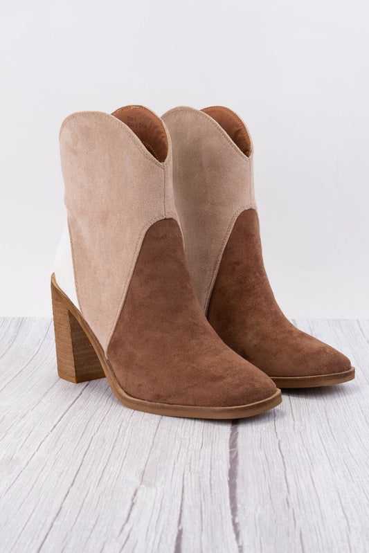 Kendall Tri Color Bootie in Chestnut