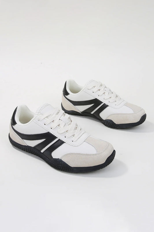 Retro Sneaker in White/Black