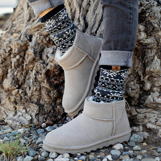 Bearpaw Shorty in Mushroom