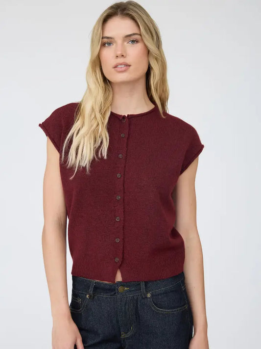 Cassie Sleeveless Cardigan in Burgundy
