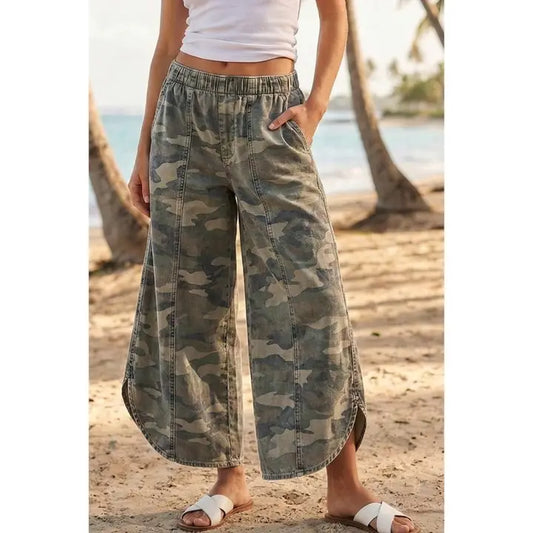 Camo Relaxed Fit Jeans