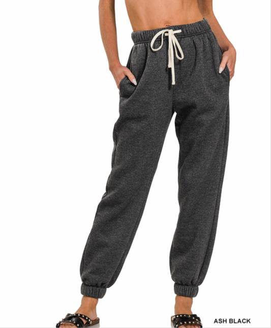 Everyday Fleece Joggers in Ash Black