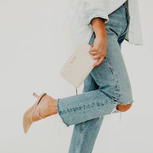 Lenni Woven Wallet in Cream