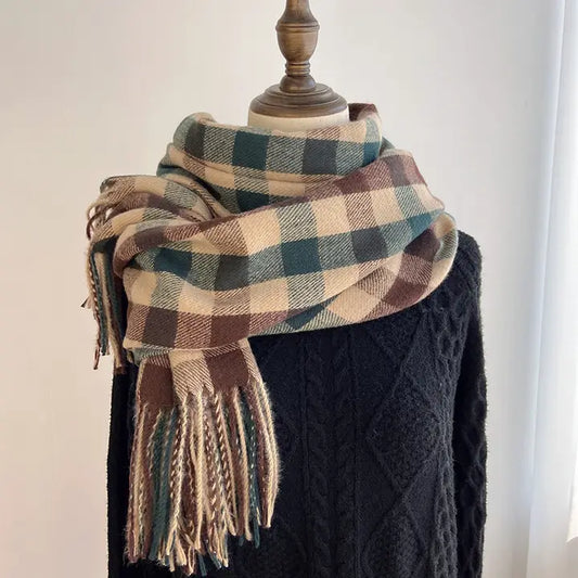 Vintage Inspired Blanket Scarf in Green