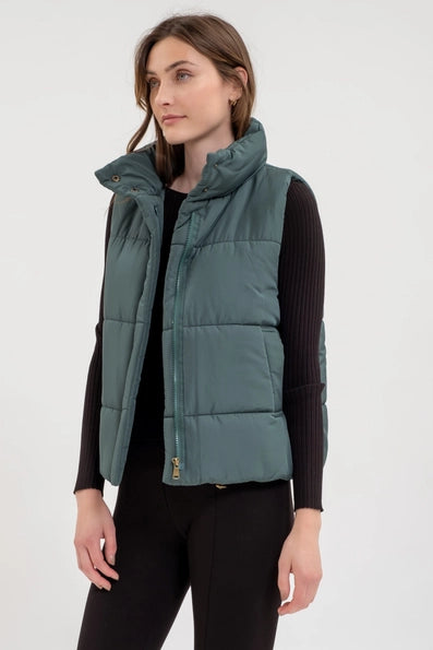 Essie Puffer Vest in Hunter