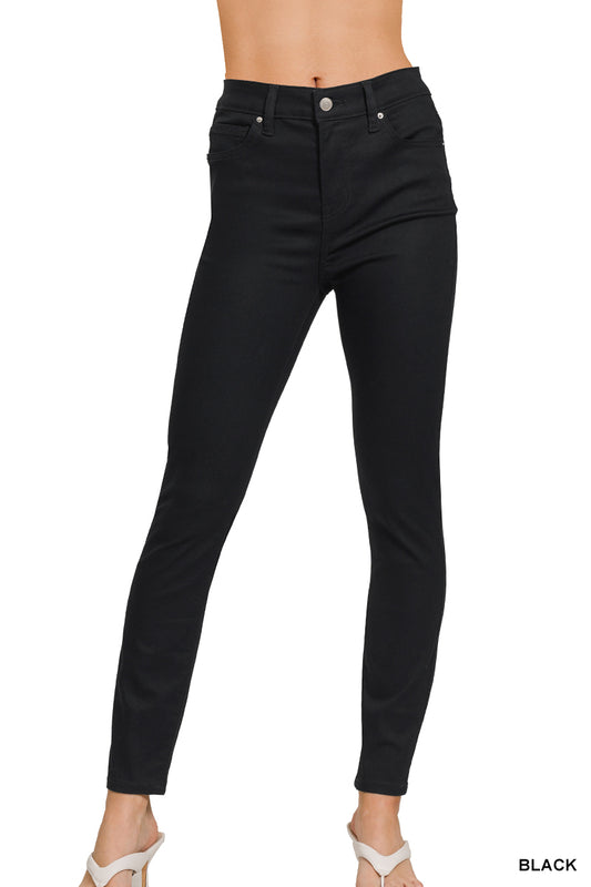 Everyday Colored Pant in Black