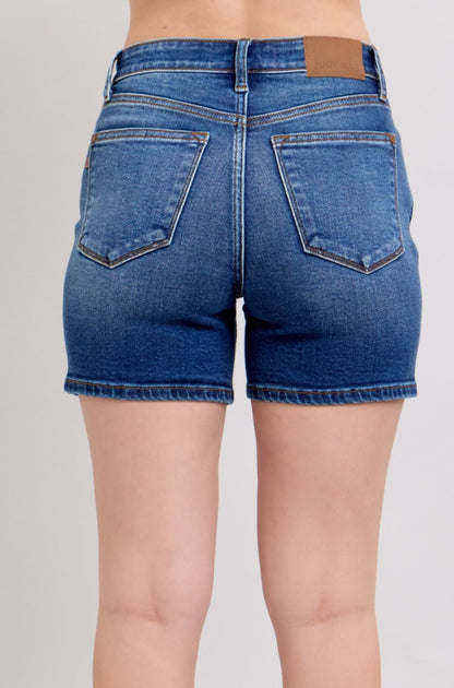 Jess Mid Length Shorts in Dark Wash