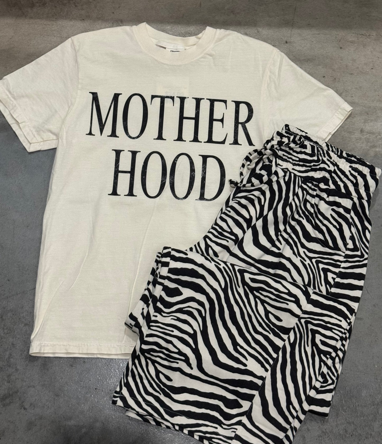 Motherhood Graphic Tee in Ivory