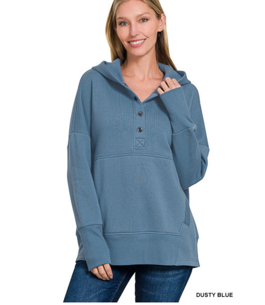 Halee Hooded Pullover in Dusty Blue