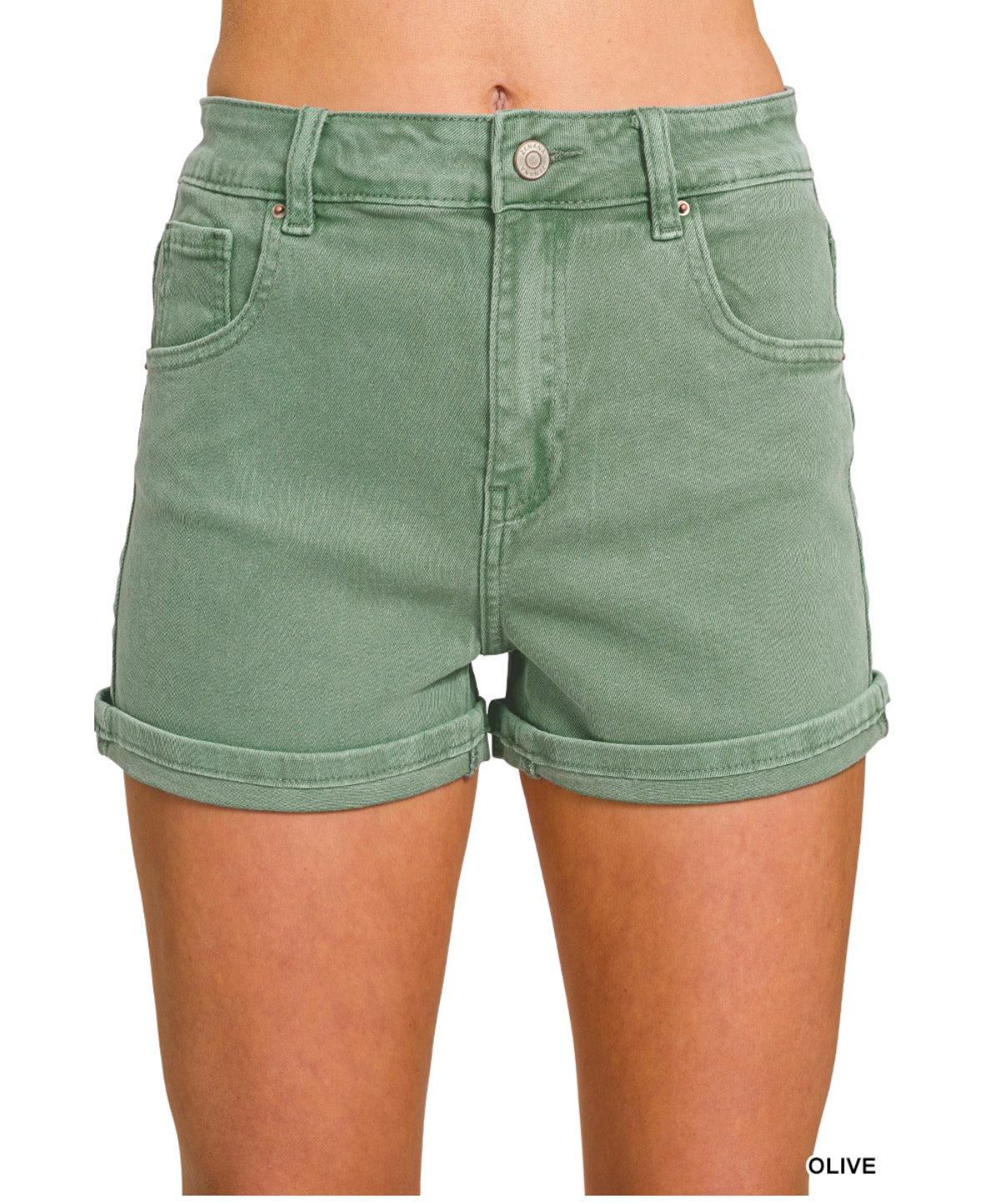 Millie Cuffed Shorts in Olive