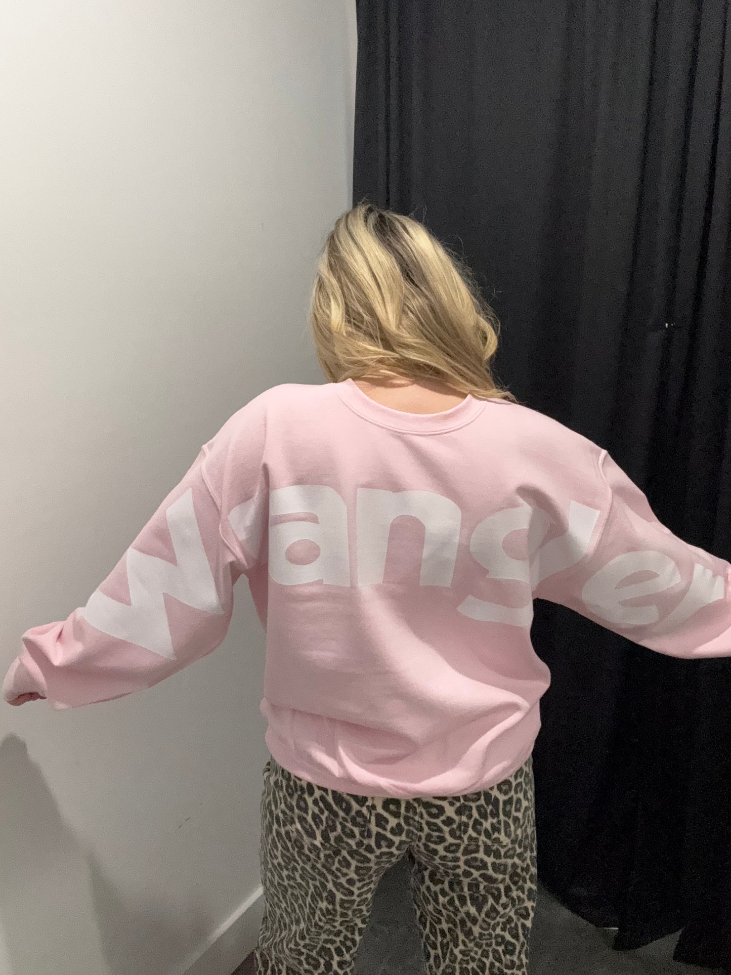 Wrangler Style Crew in Pink