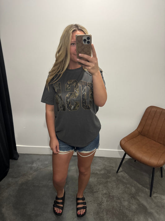 USA camo Graphic Tee