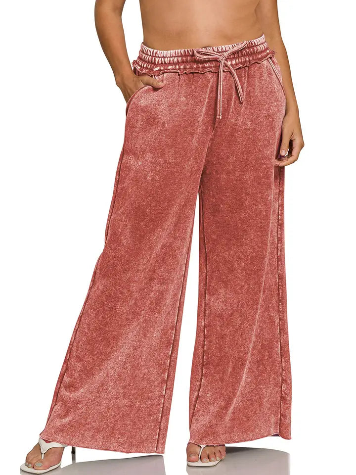Everyday Fleece Sweat Flares in Dark Rust
