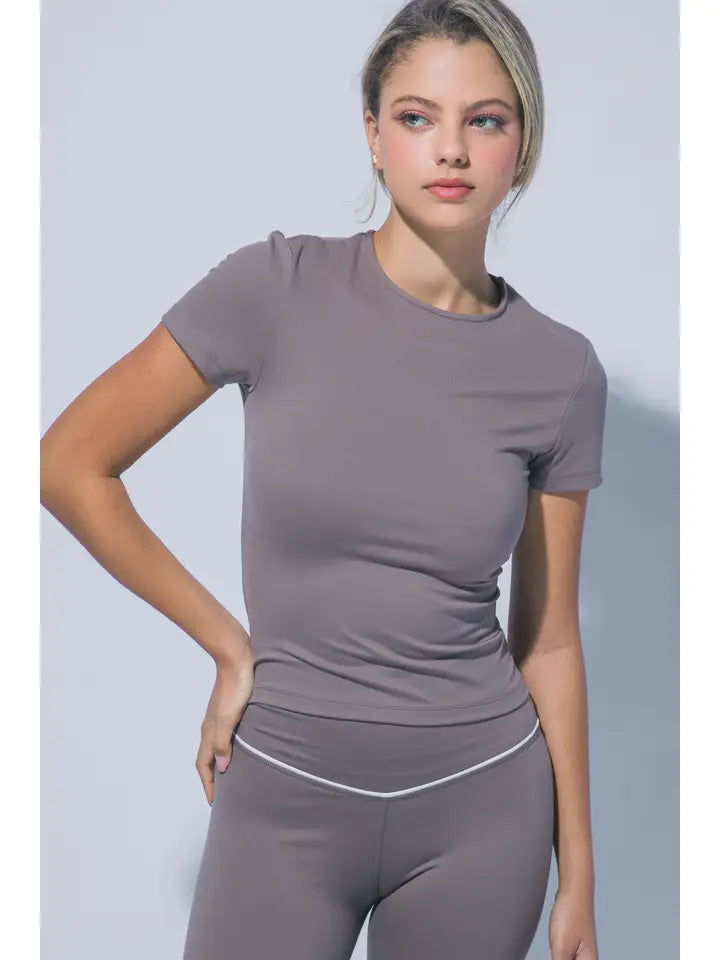 Short Sleeve Basic Top in Truffle