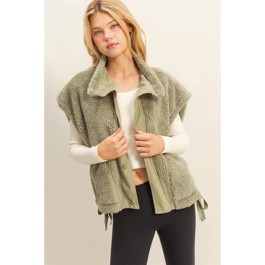 Daphne Oversized Sherpa Vest in Olive