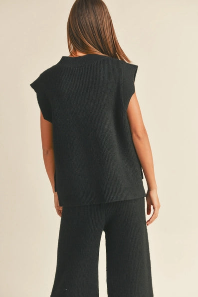 Jaylee Sweater Vest in Black